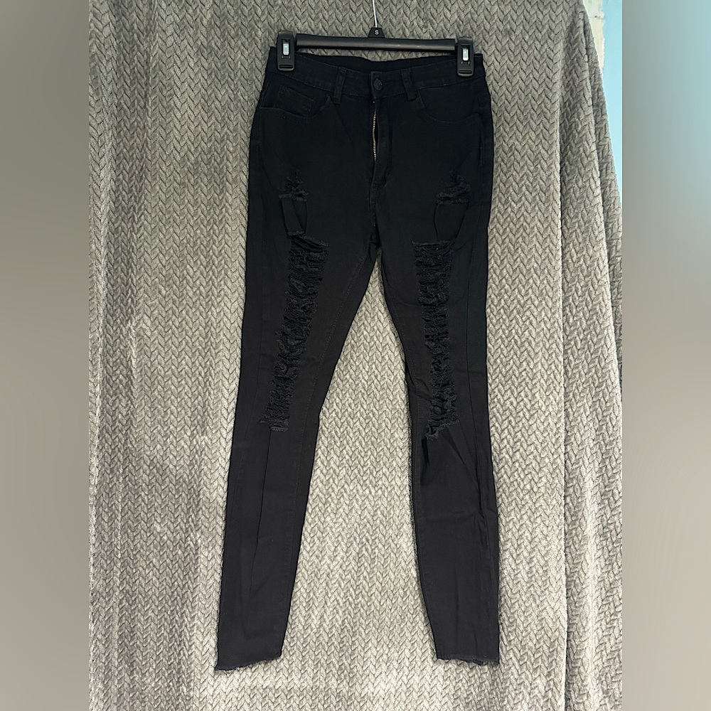 SHEIN Black Ripped Skinny Jeans - Small